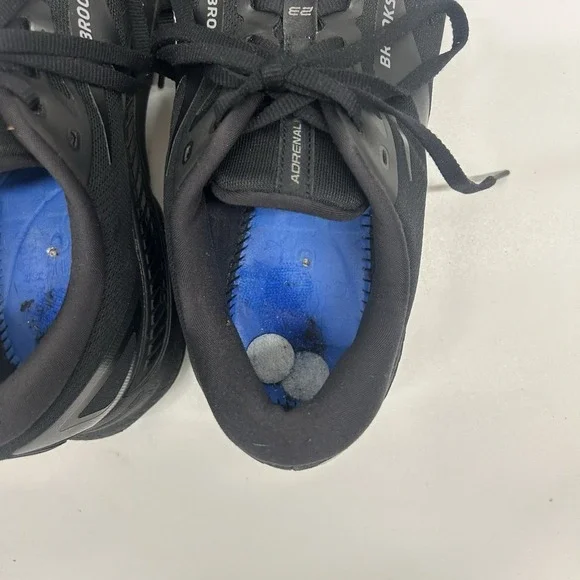 Brooks Adrenaline GTS 23 Men's Size 11.5 Wide 2E Triple Black - Missing Insoles - Picture 13 of 16